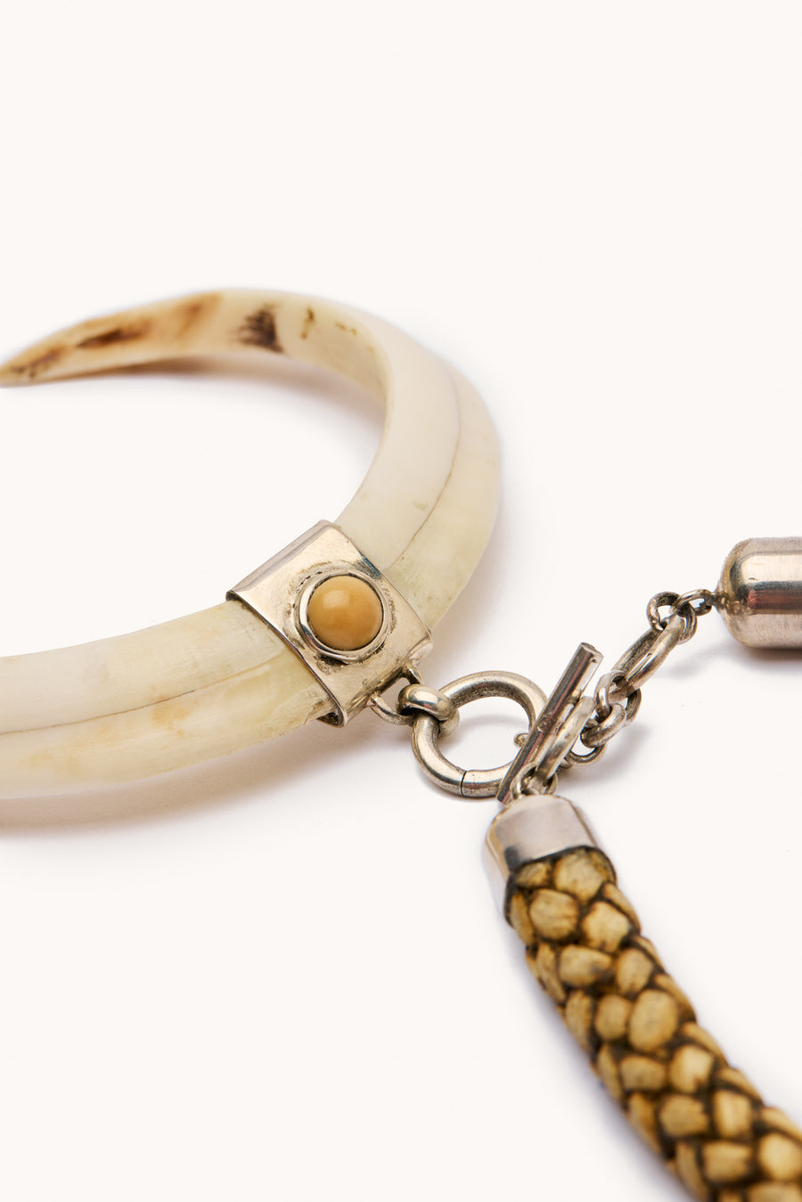 Collar Trenzado Colmillo