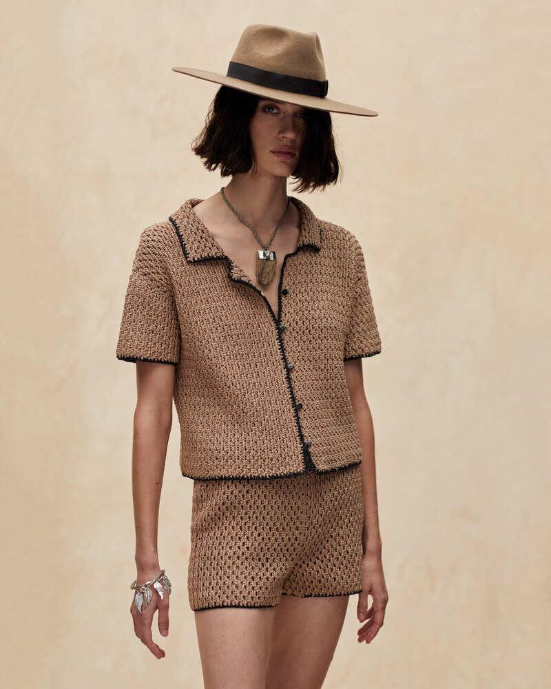 Top Costa Beige