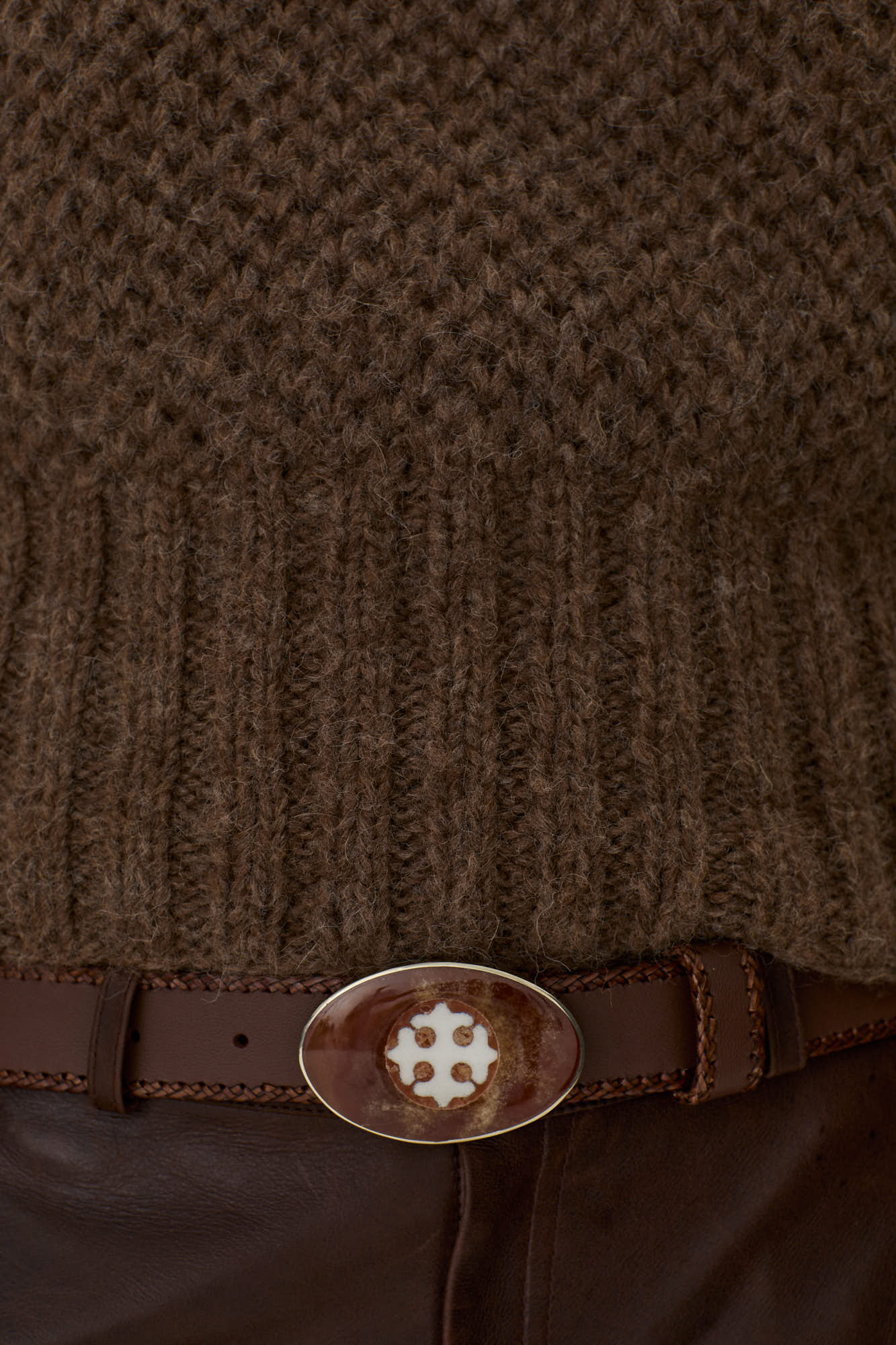 Cinturón de Cuero Oval Cruz