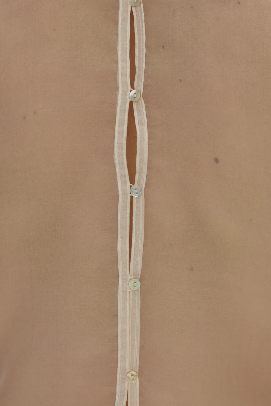 Top Yunga con Organza
