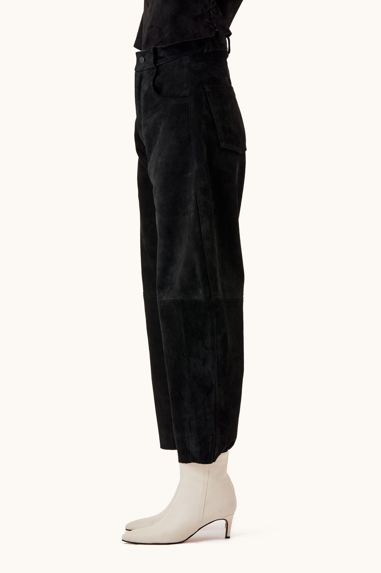 Stirrup pants